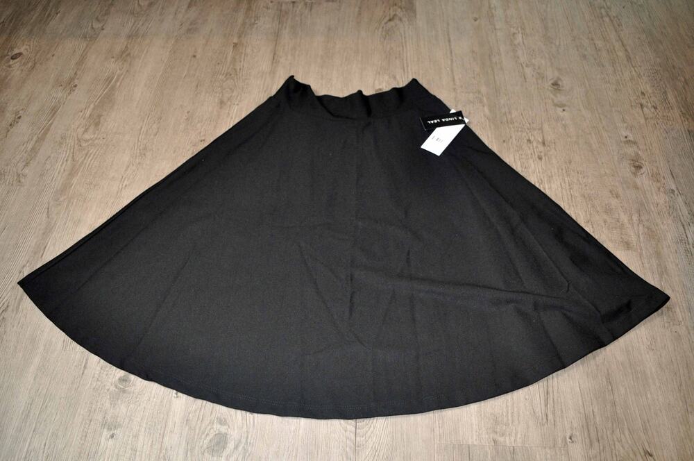 Linda Leal Skater Skirt Small Black High Waist A-Line NWT Flared Midi
